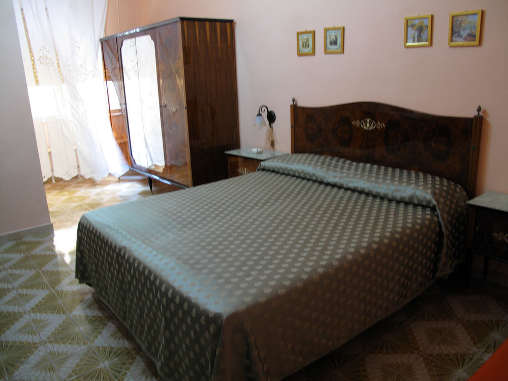 Il Mandorlo Bed & Breakfast Агридженто Екстериор снимка